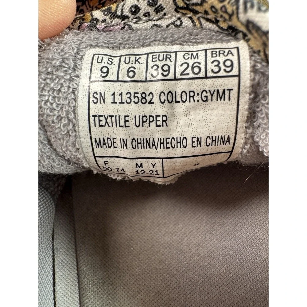 Skechers Bobs Beach Bingo Rover Cat Print Sneakers 113582 Gray Multi Womens 9